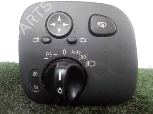 Used Headlight switch MERCEDES-BENZ C-CLASS (W203) [2000-2007]  14253866