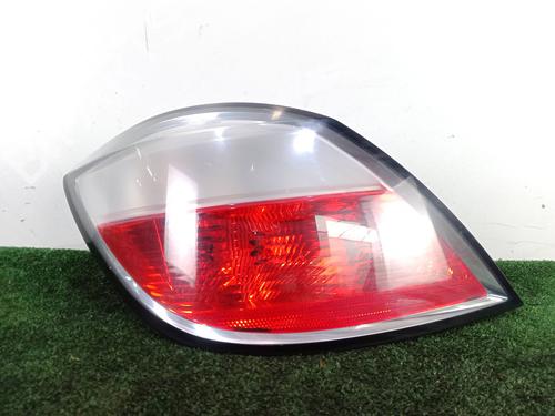 Used Left taillight OPEL ASTRA H (A04) 1.7 CDTI (L48) (100 hp) 30649225