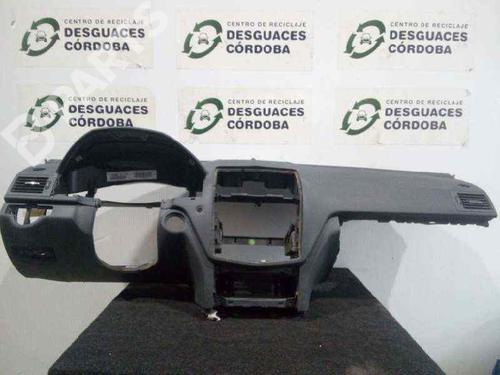 Used Dashboard Dashboard MERCEDES-BENZ C-CLASS (W204) C 220 CDI (204.002) (163 hp) 5698928 5698928