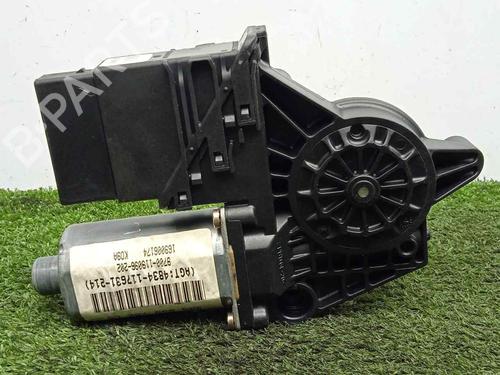 Rudehejsemotor bagstkærm højre VW PASSAT B5 Variant (3B5) 1.9 TDI (110 hp) 29313854