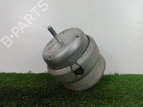 Used Engine mount AUDI A4 B6 (8E2) [2000-2005]  13527531