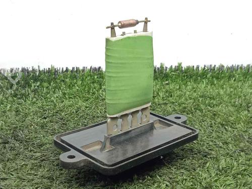 Used Heater resistor DACIA SANDERO II 1.5 dCi 75 / Blue dCi 75 (B8JW, B8M4, B8AH, B8M7, B8M6) (75 hp) 11651482