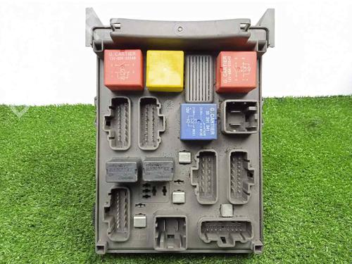 Used Fuse box RENAULT LAGUNA II Grandtour (KG0/1_) 1.9 dCi (KG0G) (120 hp) 12210750