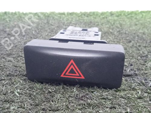 Warning NISSAN X-TRAIL II (T31) 2.0 dCi 4x4 (150 hp) 31157366