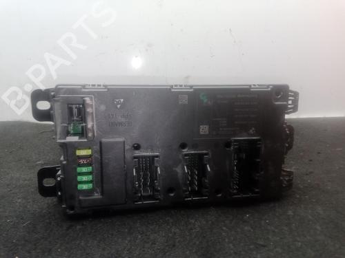 Used Fuse box BMW 1 (F20) 116 d (116 hp) 31158396