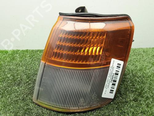 Clignotant avant gauche MITSUBISHI PAJERO II (V3_W, V2_W, V4_W, V5_W) 2.8 TD (V46W, V26W) (125 hp) 31290917