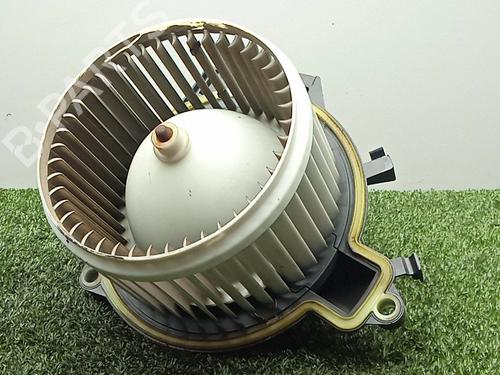 Gebläsemotor für IVECO DAILY VI Van 33S12, 35S12, 35C12 (116 hp) 30645990