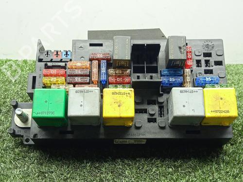 Used Fuse box MERCEDES-BENZ M-CLASS (W164) ML 280 CDI 4-matic (164.120) (190 hp) 31249605