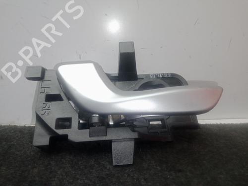 Venstre bak invendig håndtak KIA RIO IV (YB, SC, FB) 1.4 CRDi 77 (78 hp) 30271325