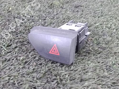 Bouton de warning RENAULT CLIO IV Grandtour (KH_) 1.5 dCi 90 (KHN3, KHN4) (90 hp) 31157432