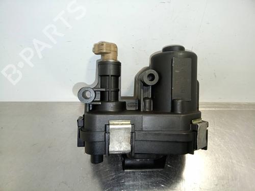 Used Throttle body OPEL INSIGNIA A (G09) 2.0 CDTI (68) (131 hp) 26411141