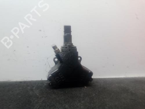 Used Injection pump MERCEDES-BENZ VITO Bus (W638) 108 CDI 2.2 (638.194) (82 hp) 29115651