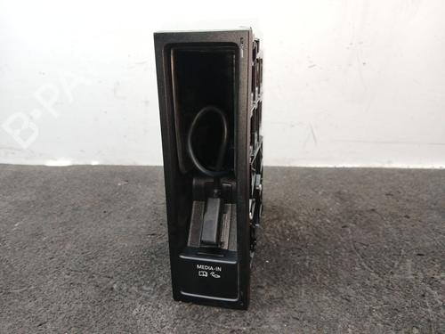 Used Electronic module Electronic module VW PASSAT B7 (362) 2.0 TDI (140 hp) 35945325 35945325