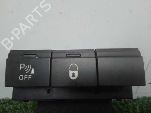 Used Switch PEUGEOT 407 (6D_) 2.0 HDi 135 (6DRHRH, 6DRHRE, 6DRHRG, 6DRHRJ) (136 hp) 22623987