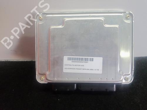 Used Engine control unit (ECU) VW PASSAT B5.5 (3B3) 1.9 TDI (130 hp) 8856329