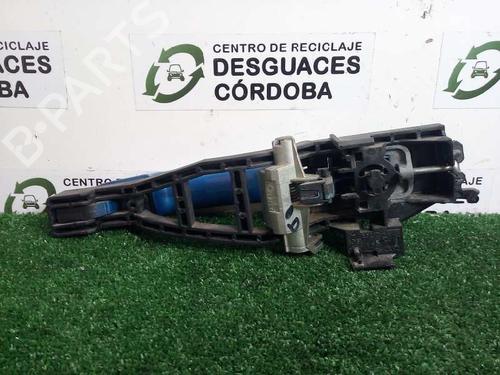Høyre foran utvendig håndtak FORD FOCUS II (DA_, HCP, DP) 1.6 TDCi | BP23653317C129 