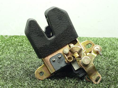 Tailgate lock VW PASSAT B5.5 (3B3) 1.9 TDI | BP31161649C101