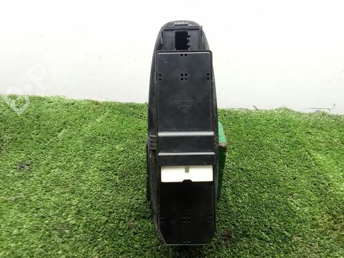 Left front window switch HYUNDAI ACCENT II (LC) 1.3 | BP40259399I27 - Image 2