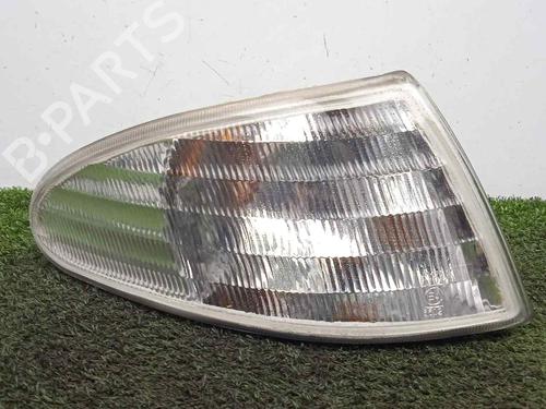 Used Right front indicator FORD MONDEO I (GBP) 1.8 i 16V (112 hp) 30001156