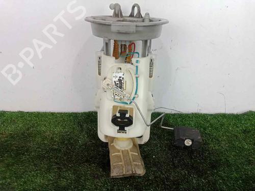 Used Fuel pump BMW 3 (E46) 318 i (118 hp) 15671397