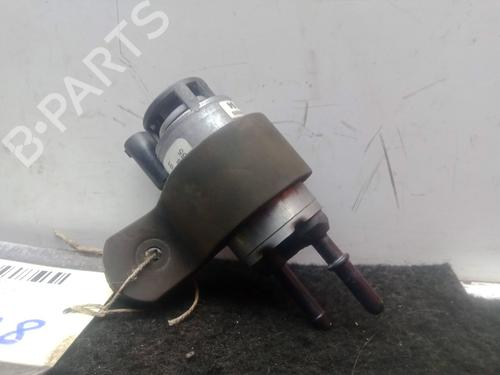 Used Fuel pump BMW 5 (G30, F90) 520 d (190 hp) 24319665