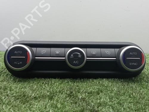 climate-control-alfa-romeo-stelvio-949_-2016-36338126 main image
