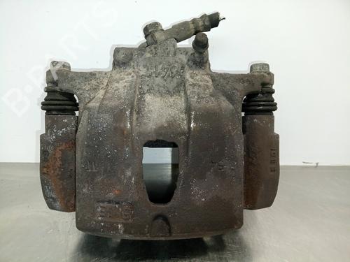 Pinza freno delantera izquierda TOYOTA PREVIA II (_R3_) 2.0 D-4D (CLR30_, CLR30R) | BP22597619M105 