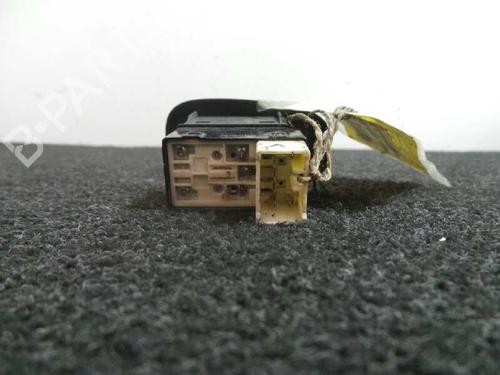 Right rear window switch HYUNDAI ACCENT II (LC)  | BP12207930I28 