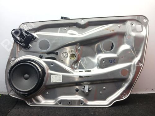 Used Front right window mechanism Front right window mechanism MERCEDES-BENZ C-CLASS (W204) C 220 CDI (204.008) (170 hp) 39684605 39684605
