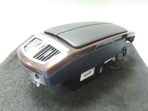 Used Armrest / Center console Armrest / Center console BMW 7 (E65, E66, E67) 740 i, Li (306 hp) 7152049 7152049