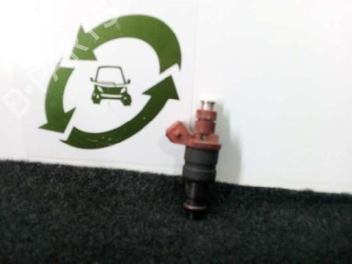Used Injector MERCEDES-BENZ M-CLASS (W163) ML 230 (163.136) (150 hp) 9213106