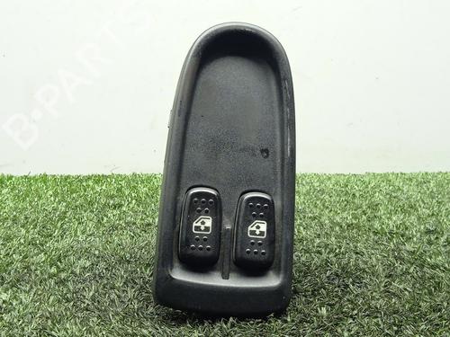 Mando elevalunas delantero izquierdo IVECO DAILY IV Platform/Chassis 65C18 (176 hp) 31853069