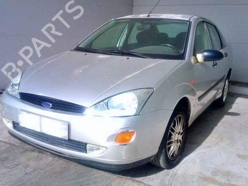 Right headlight FORD FOCUS I Saloon (DFW) | BP31947163C29