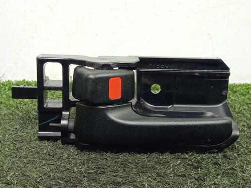 Used Rear left interior door handle TOYOTA HILUX VII Pickup (_N1_, _N2_, _N3_) 2.5 D-4D (KUN15, KUN35) (144 hp) 24671779