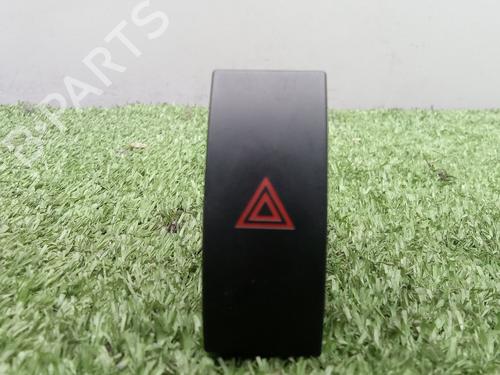 Used Warning switch Warning switch ALFA ROMEO STELVIO (949_) 2.0 Q4 (949.AXF2A) (201 hp) 40079071 40079071