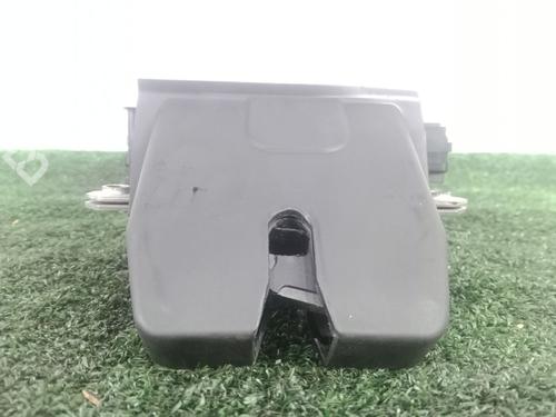 Used Tailgate lock FORD FOCUS II (DA_, HCP, DP) 1.6 TDCi (90 hp) 30397051