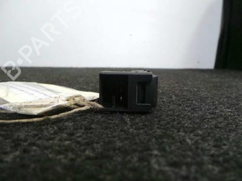 Right front window switch SKODA OCTAVIA I (1U2) 1.9 TDI | BP12207834I26 