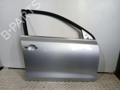 Used Right front door Right front door 38985428 38985428