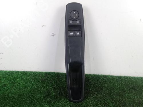 Used Left front window switch Left front window switch RENAULT MEGANE III Hatchback (BZ0/1_, B3_) 1.2 TCe (BZ2B, BZ11) (116 hp) 32424368 32424368