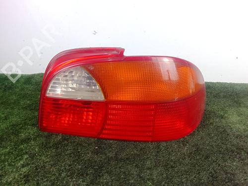 Used Right taillight Right taillight TOYOTA AVENSIS (_T22_) 1.6 i (AT220_, AT220R) (101 hp) 35791733 35791733