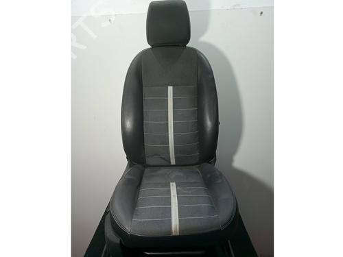Used Right front seat FORD KUGA I 2.0 TDCi (136 hp) 22597876