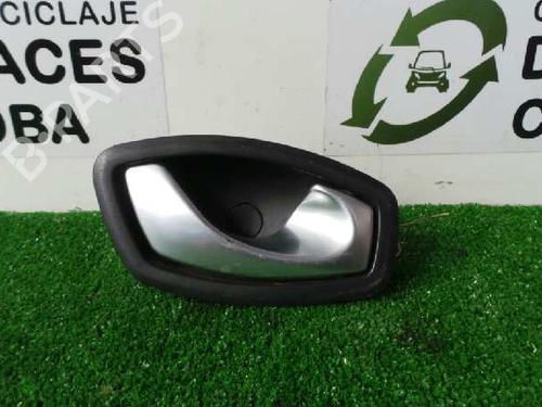 Used Front right interior door handle RENAULT LAGUNA III (BT0/1) [2007-2015]  12208927