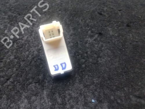 Right rear window switch CITROËN C4 III (BA_, BB_, BC_) 1.5 BlueHDi 130 (BBYHZB) | BP35942558I28 - Image 2