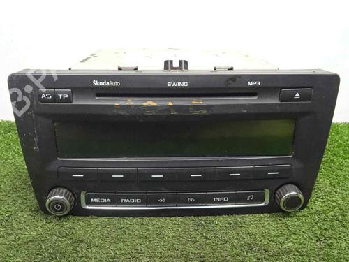 Used Radio SKODA OCTAVIA II (1Z3) 1.6 (102 hp) 15877625
