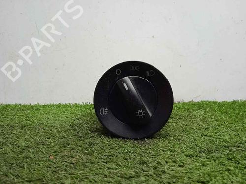 Used Headlight switch VW POLO (9N_, 9A_) 1.4 TDI (70 hp) 15554609