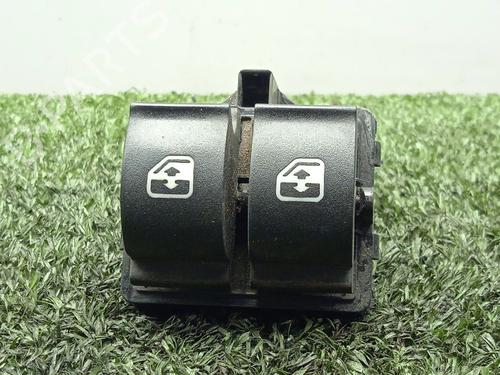 Used Left front window switch IVECO DAILY VI Van 33S12, 35S12, 35C12 (116 hp) 31853061