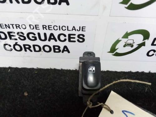 Used Right front window switch HYUNDAI ACCENT III (MC) 1.5 CRDi GLS (110 hp) 21551501
