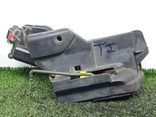 Used Rear left lock HYUNDAI MATRIX (FC) [2001-2010]  9708639
