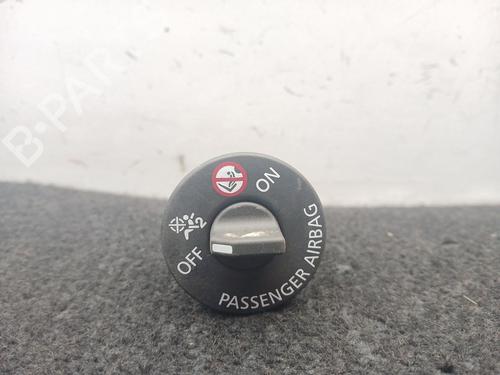 Used Switch Switch DACIA DUSTER (HM_) 1.5 dCi 115 4x4 (114 hp) 36318703 36318703