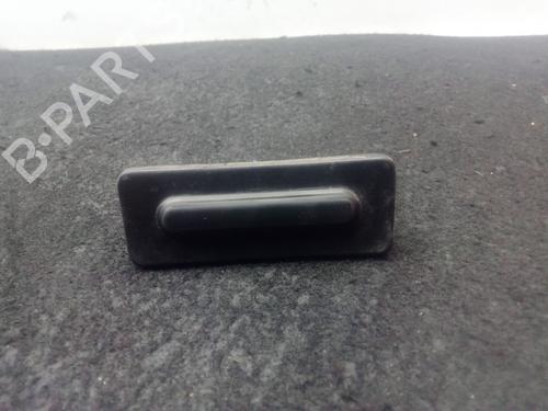 Bagagerumshåndtag Bagagerumshåndtag CITROËN C4 III (BA_, BB_, BC_) 1.5 BlueHDi 130 (BBYHZB) (131 hp) 35942556 35942556